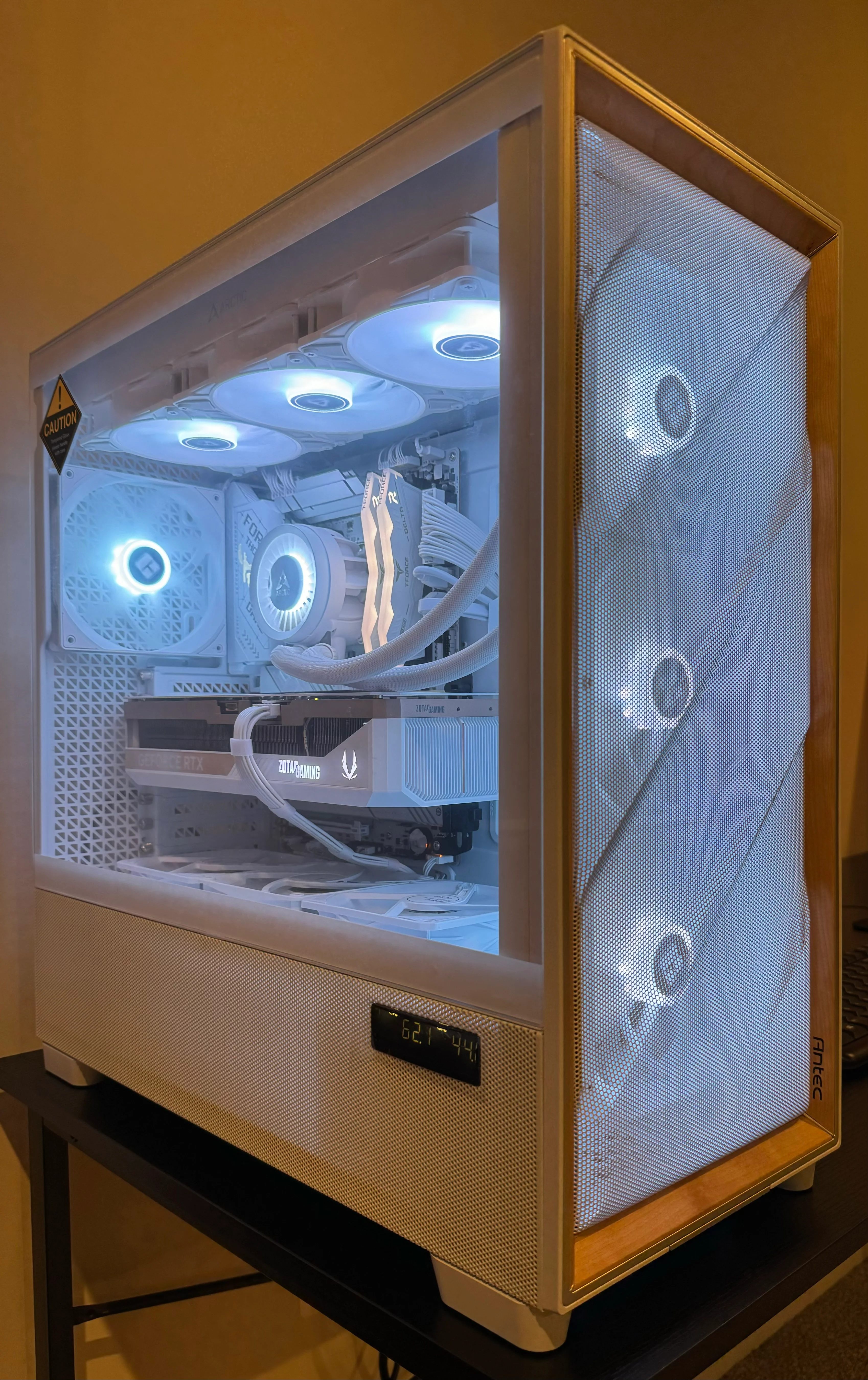 RTX 5070 Ti CUSTOM BUILT GAMING PC RYZEN 7 9800X3D 32GB DDR5 RAM 2TB SSD WiFi 6 VR WHITE BUILD