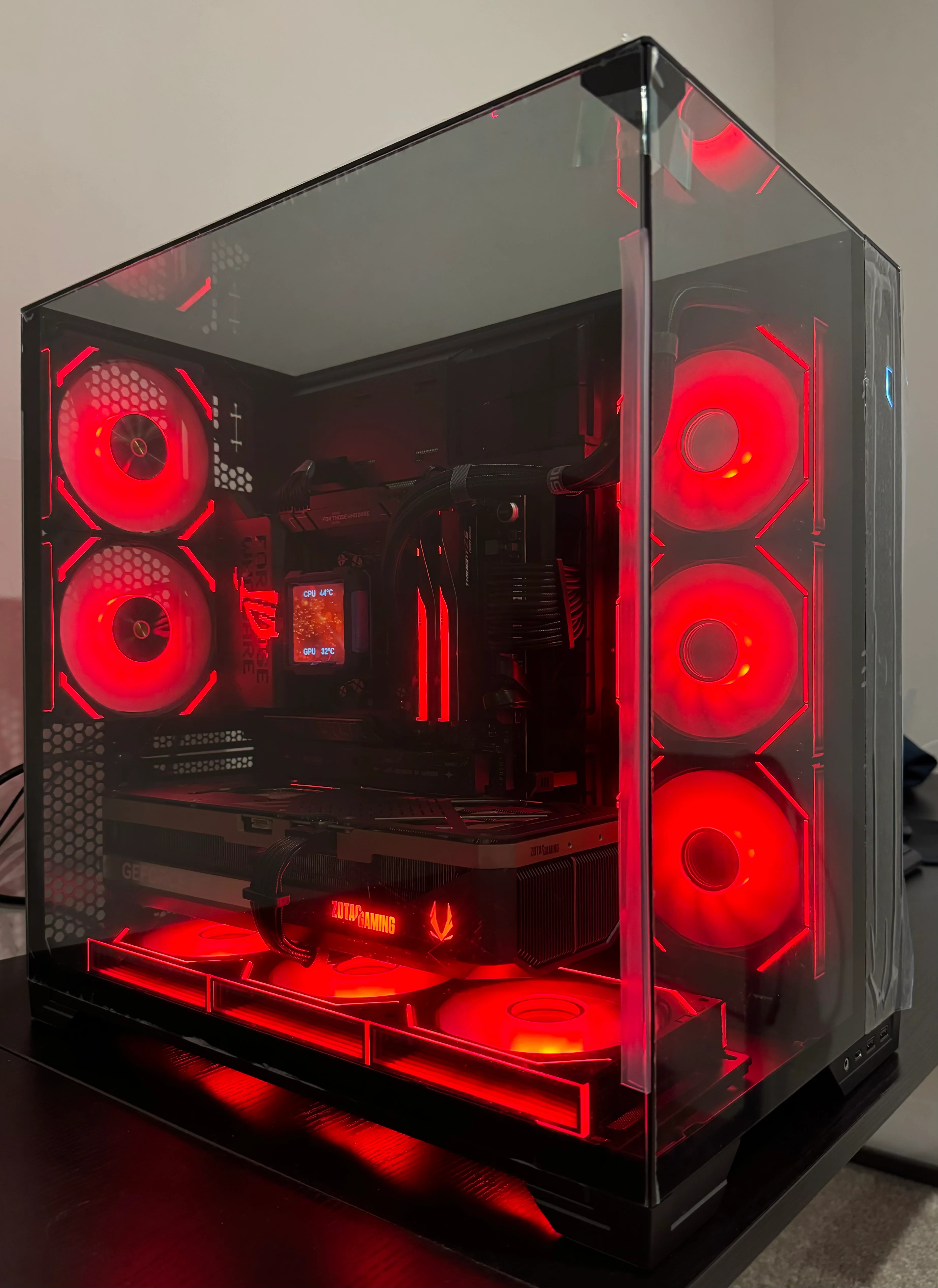 RTX 5090 CUSTOM BUILT GAMING PC RYZEN 9 9950X 64GB DDR5 RAM 2TB SSD WiFi VR - Image 4